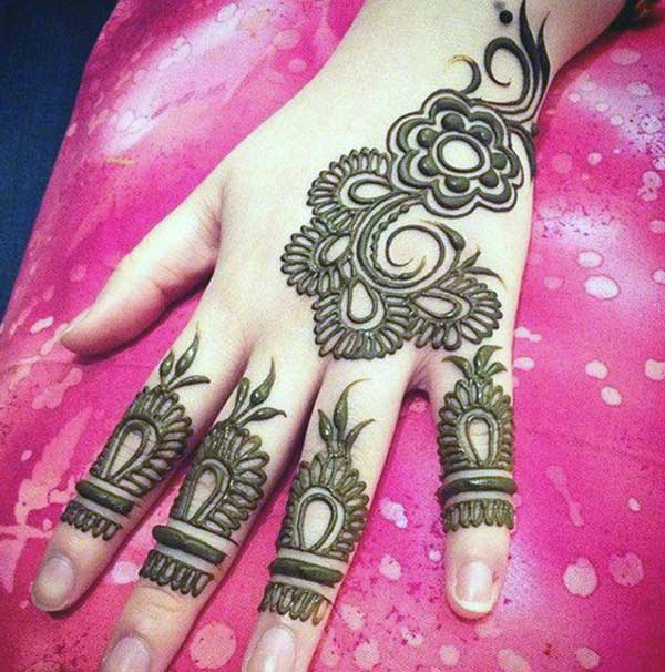 enchanting floral finger mehendi design