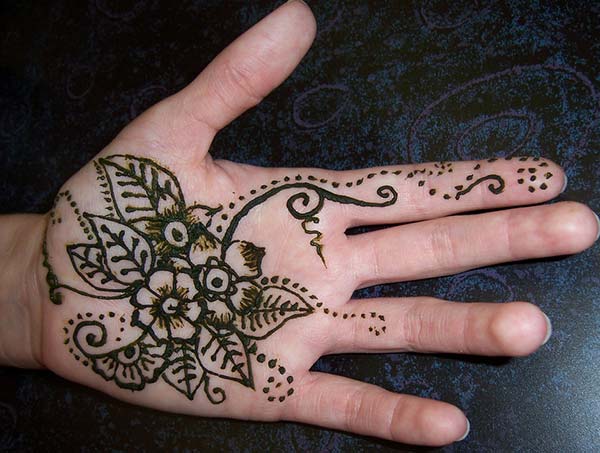 Palm Mehendi Design to Make Your Hand