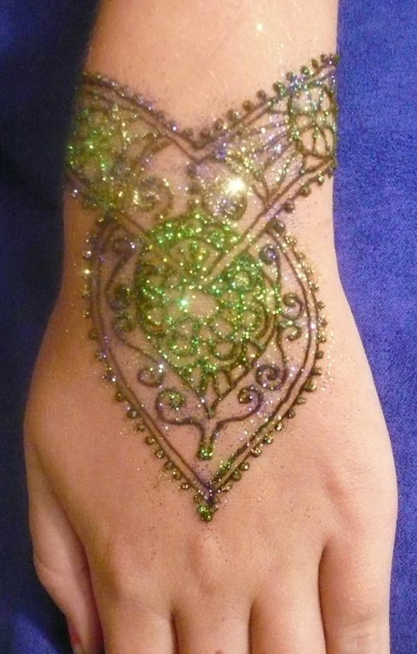 glitter mehndi design for wrist