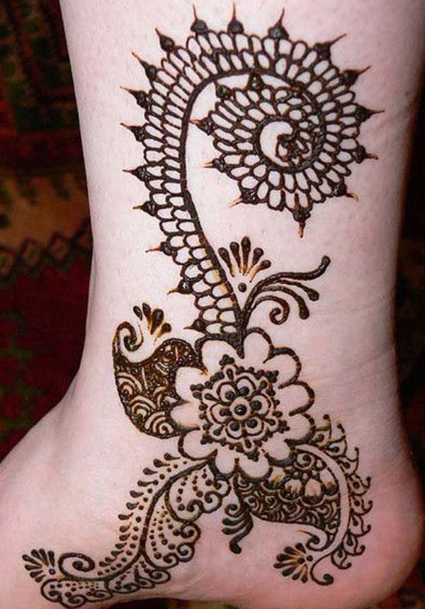 flower and mango leaves mehndi design for ankle