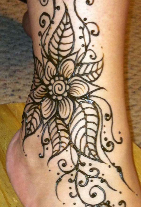 modern mehendi design for ankle