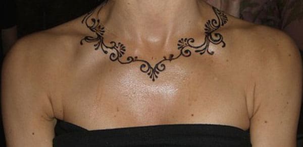 necklace mehndi design for neck