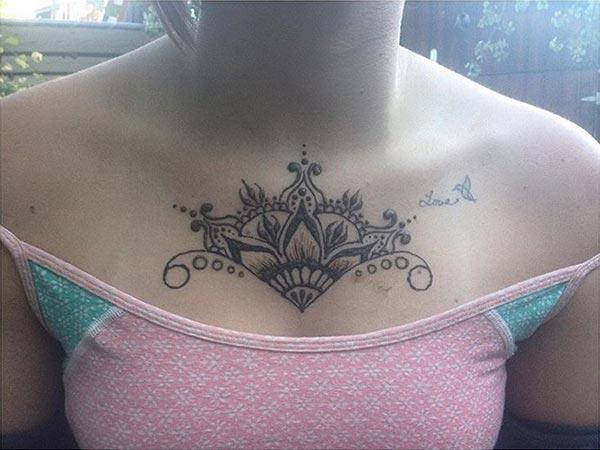 A charming chest mehendi design for Girls and ladies
